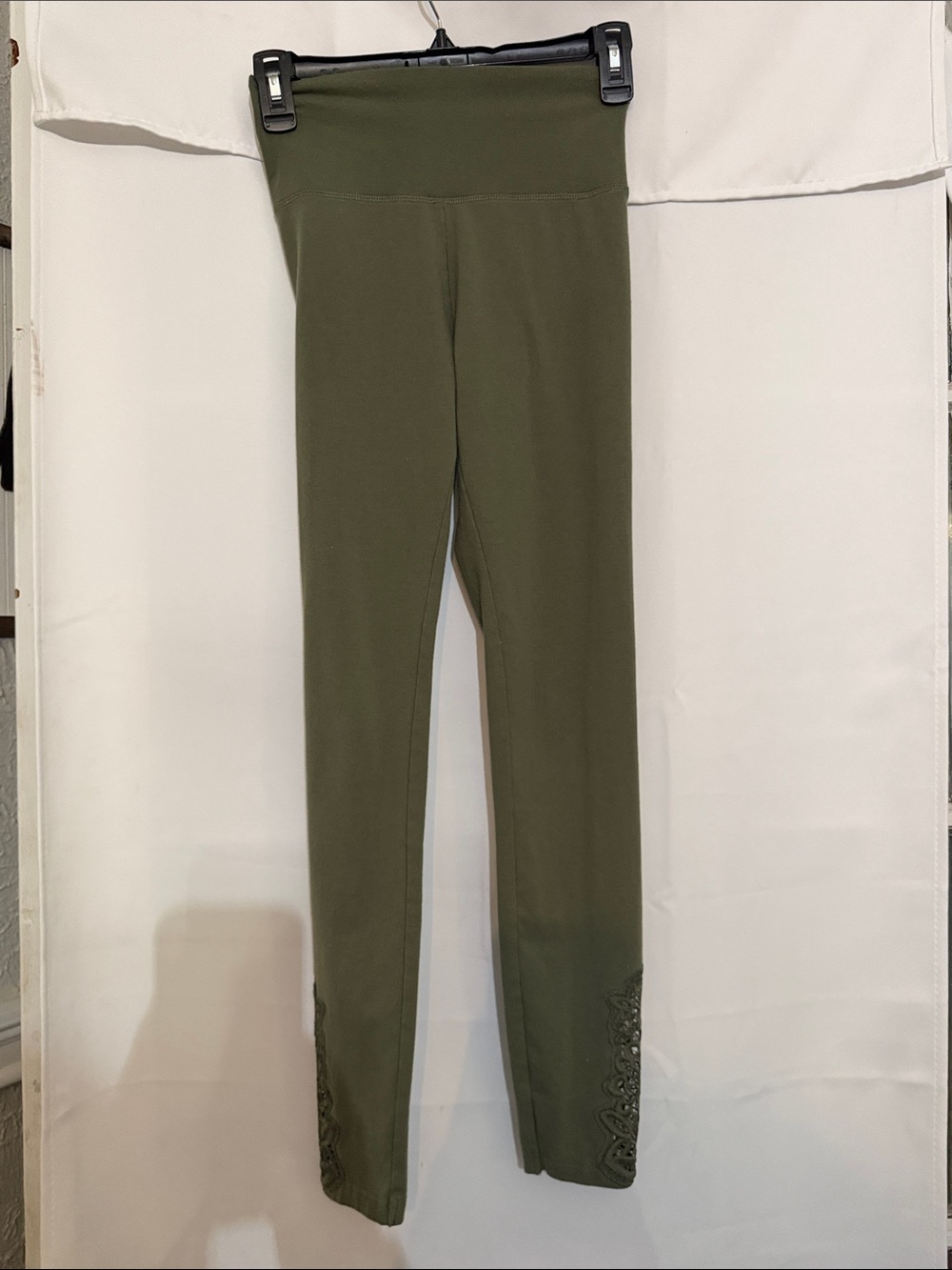 Aerie Olive Green High-Waist Leggings with Ankle Embroidery
